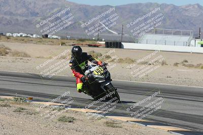 media/Oct-30-2025-Racers Edge (Thu) [[dabbdaf680]]/3-B Group/Session 3 (Turn 15 Inside)/